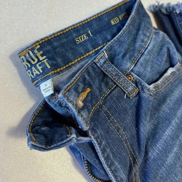 Mid-Rise Slim Flare Distressed Hem Jeans Juniors Size 1 Blue - Picture 4 of 5